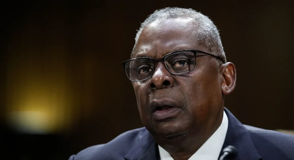 bo truong quoc phong my nhap vien sau phau thuat ung thu 659df9d86a70b