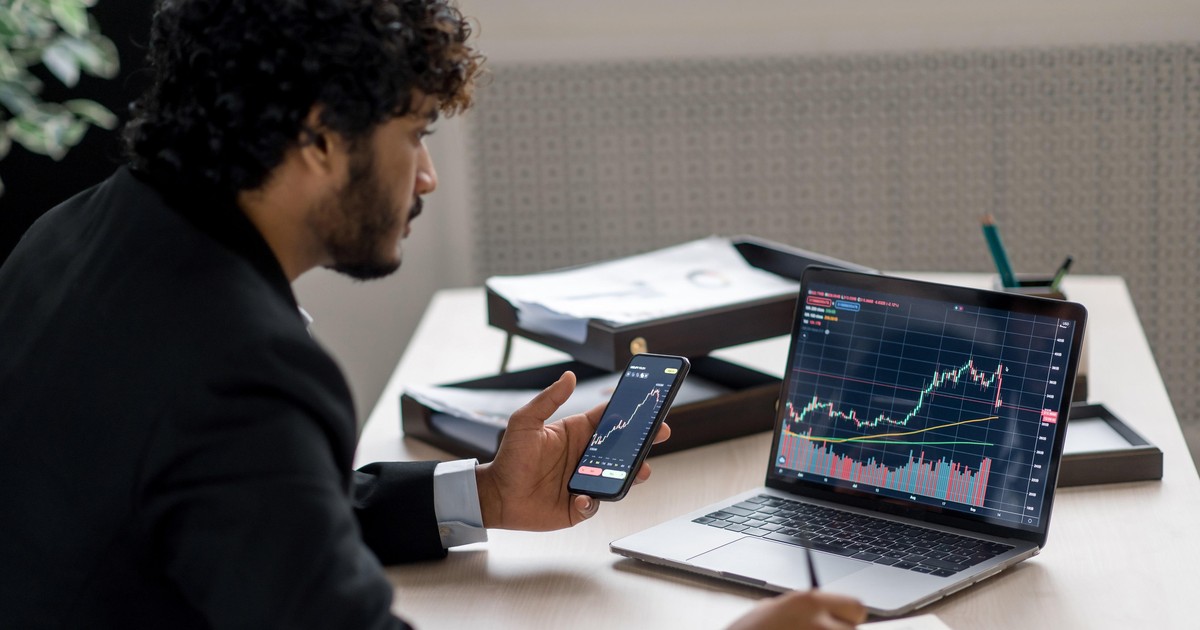 giao dich chung khoan khoi ngoai ngay 8 1 ban rong gan 200 ty dong mot chung chi quy 659cc178a7f8f