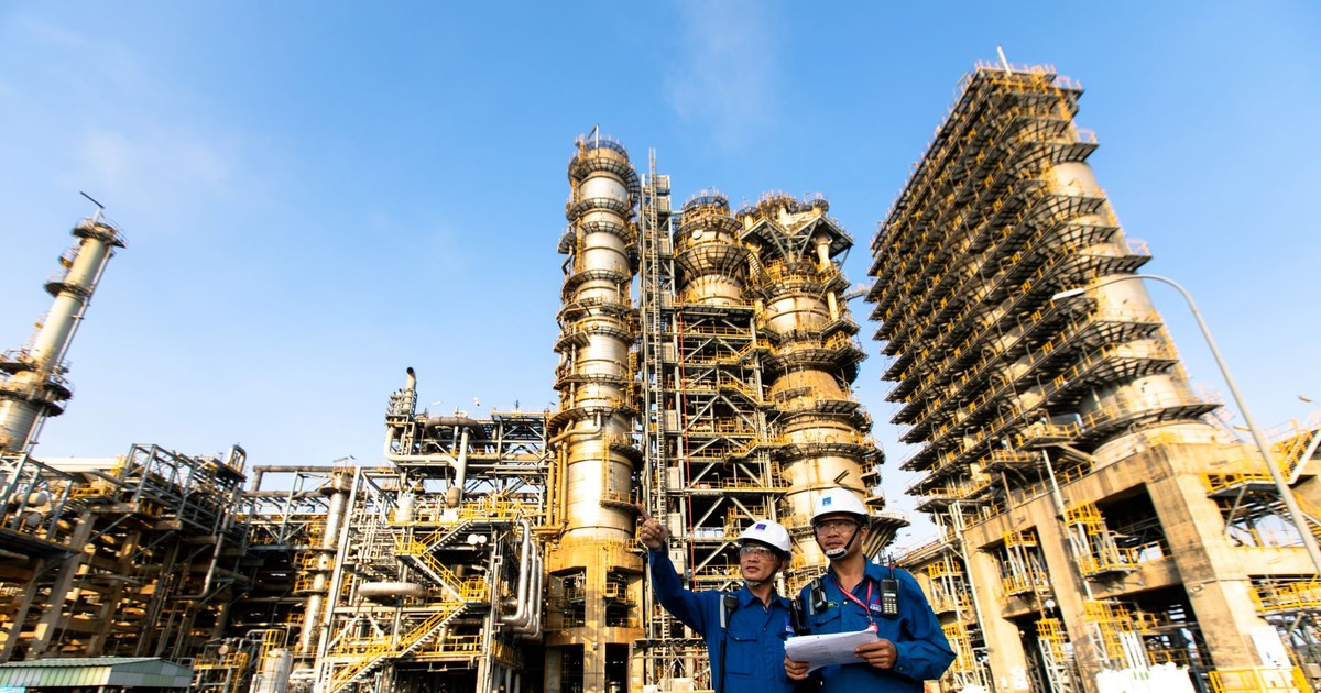 loat doanh nghiep dau tien he lo ket qua kinh doanh nam 2023 659637c629363