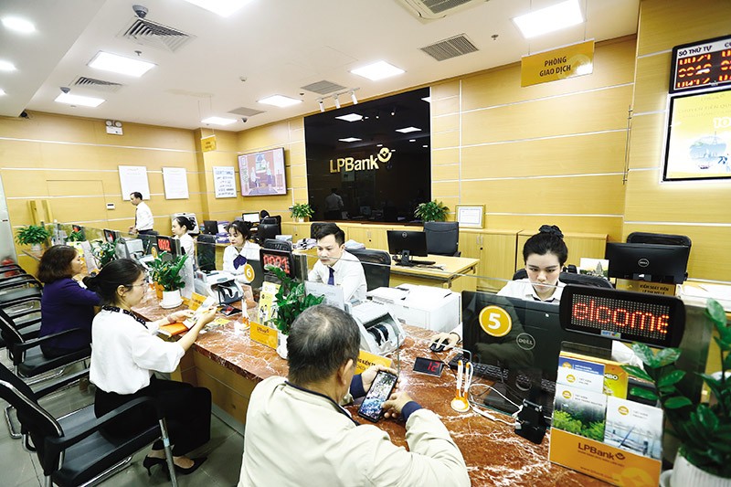 ngan hang don lan song tang von co phieu vua co con hap dan 65ab344ce00c3