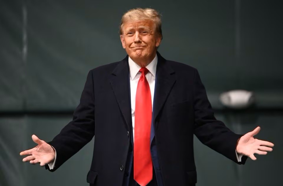 ong donald trump chien thang bau cu so bo dang cong hoa tai bang iowa 65a65a60420ef