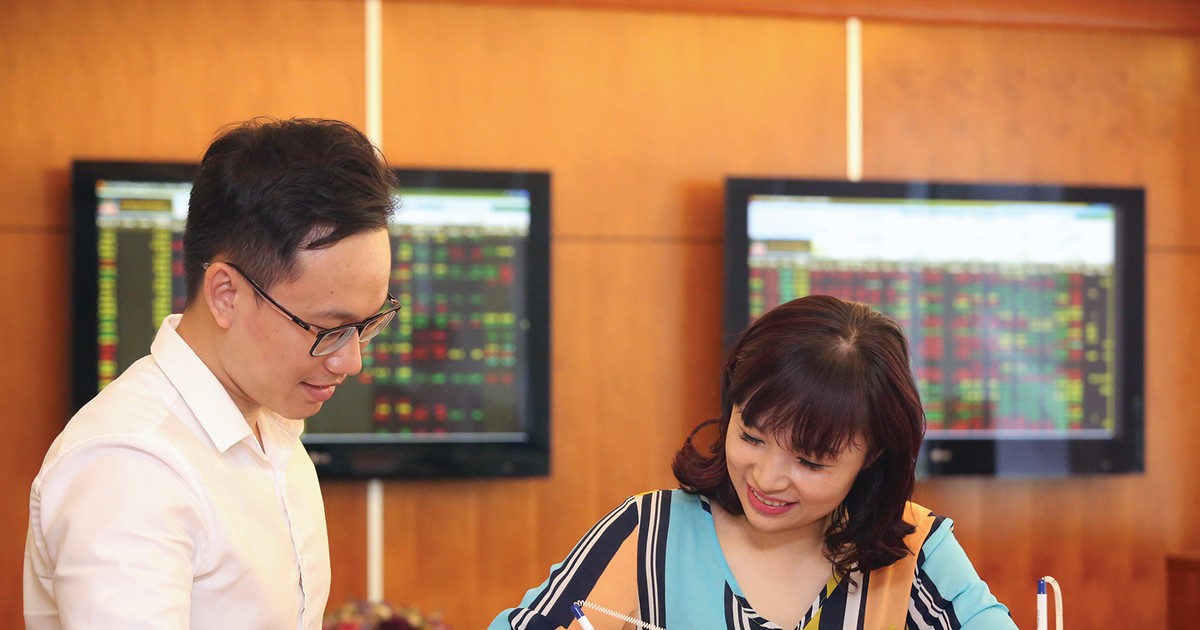 tim co hoi o nhom chung khoan 65a51affddc3e