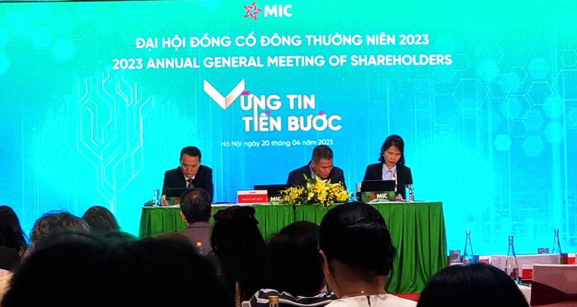 doanh nghiep bao hiem ruc rich chot ngay dang ky du dhdcd trong thang 3 65d97404621f4