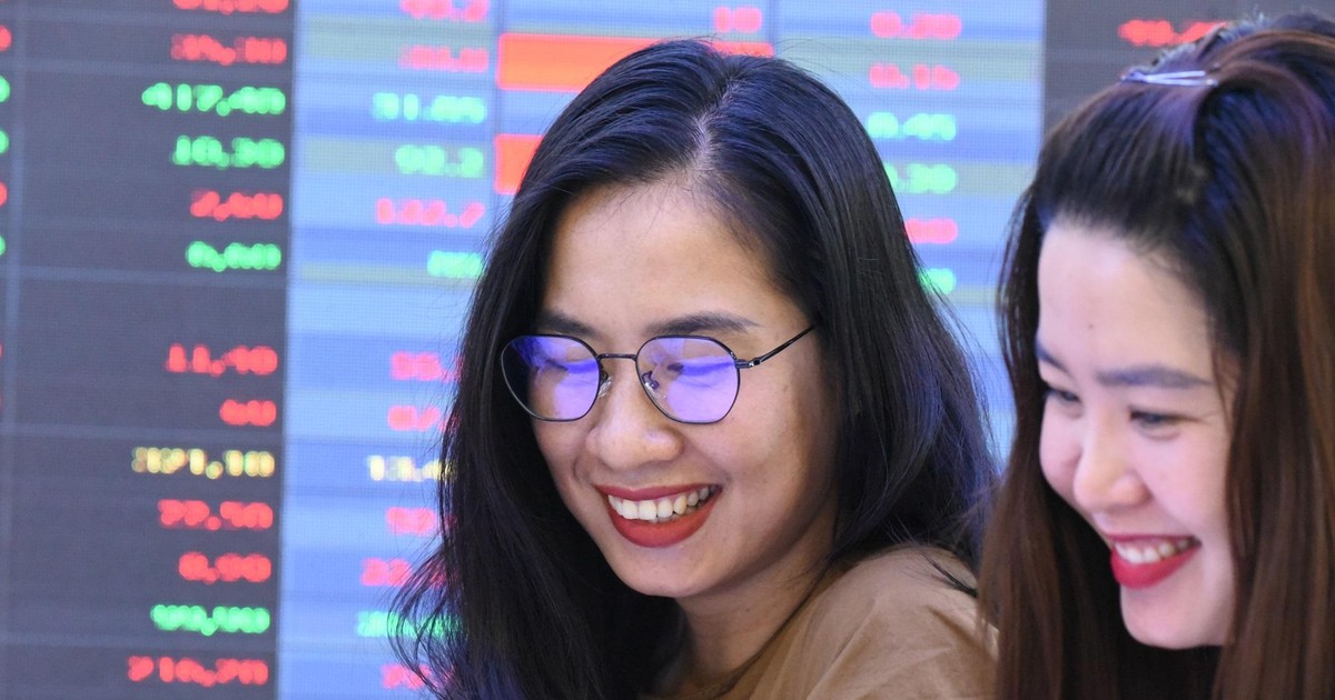 giao dich chung khoan sang 23 2 co phieu thuy san tang toc dong bank tro lai tiep suc thi truong 65d8857fe1632