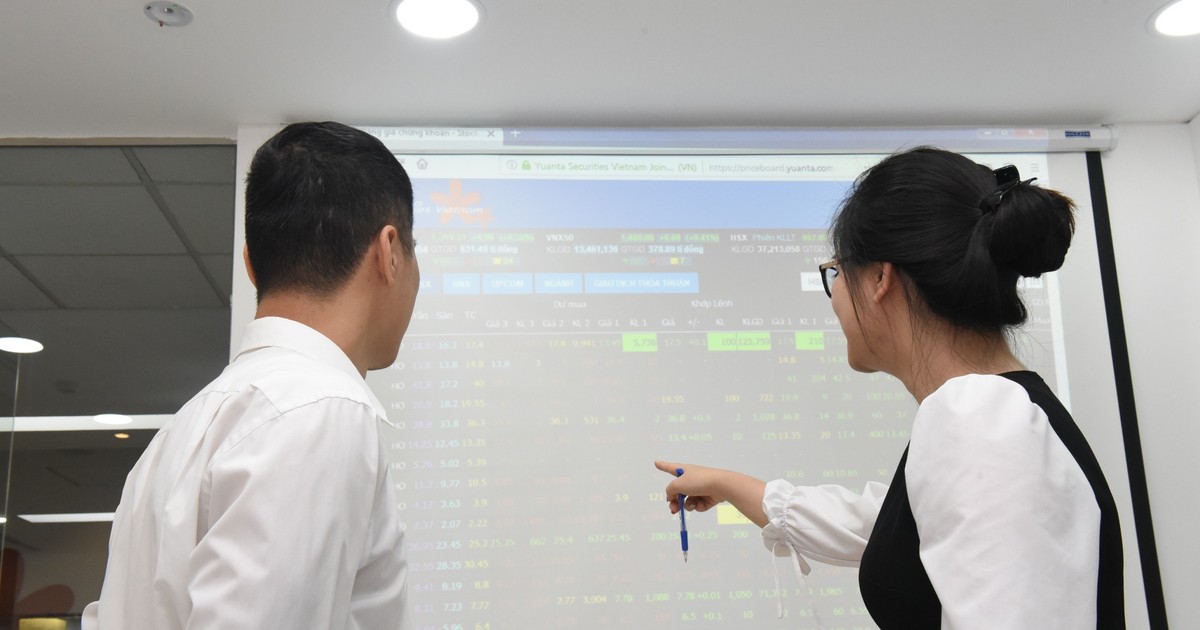 chung khoan viet nam hap dan so voi cac thi truong khu vuc 65e6f819574d5