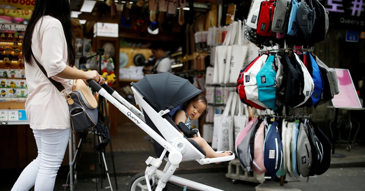 ty le ket hon tai han quoc giam 40 trong mot thap ky 65e683442a3ef